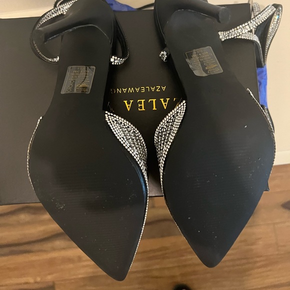 BLING LACE UP PUMP IN BLACK & SILVER- Brand New - Picture 3 of 8